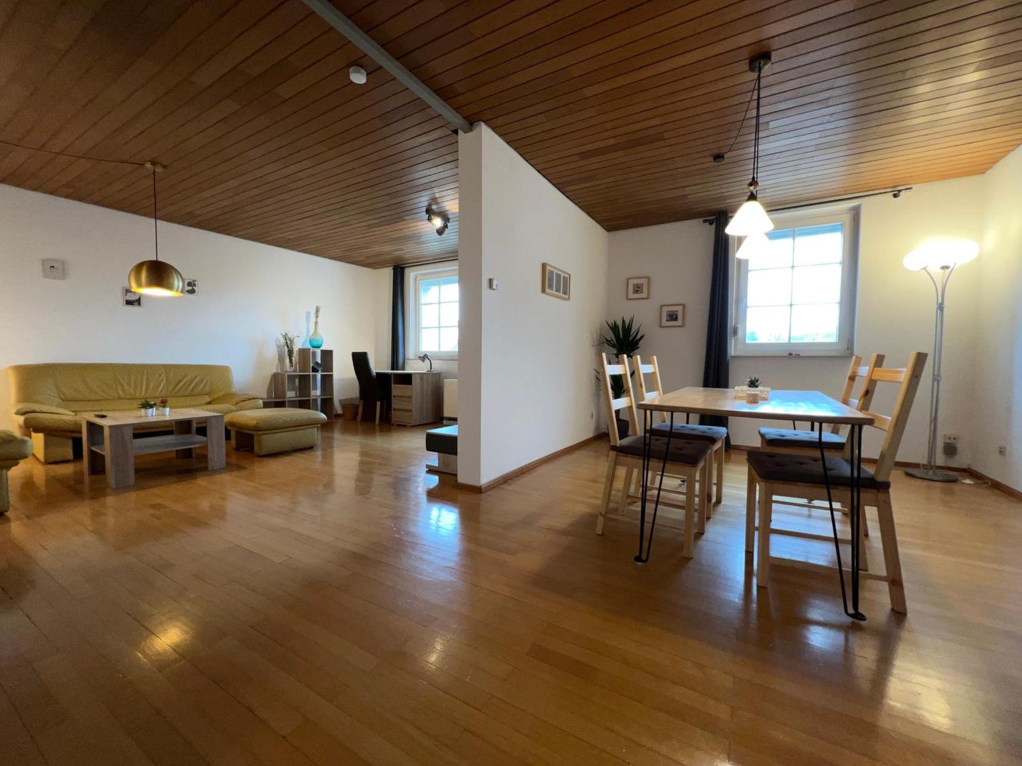 Uebernachten In Grosser Maisonette-Wohnung By Rabe Karlsruhe Bagian luar foto