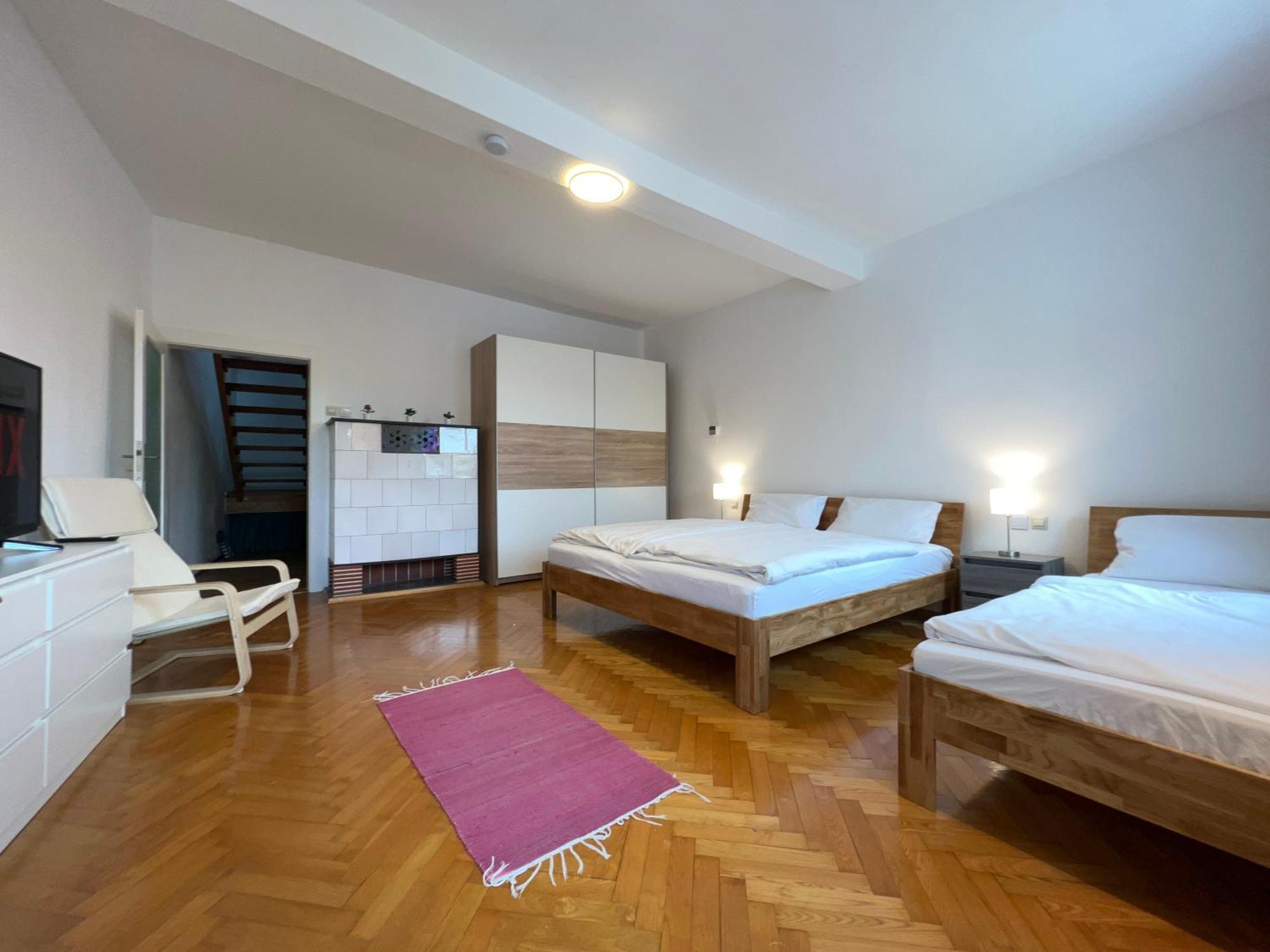 Uebernachten In Grosser Maisonette-Wohnung By Rabe Karlsruhe Bagian luar foto