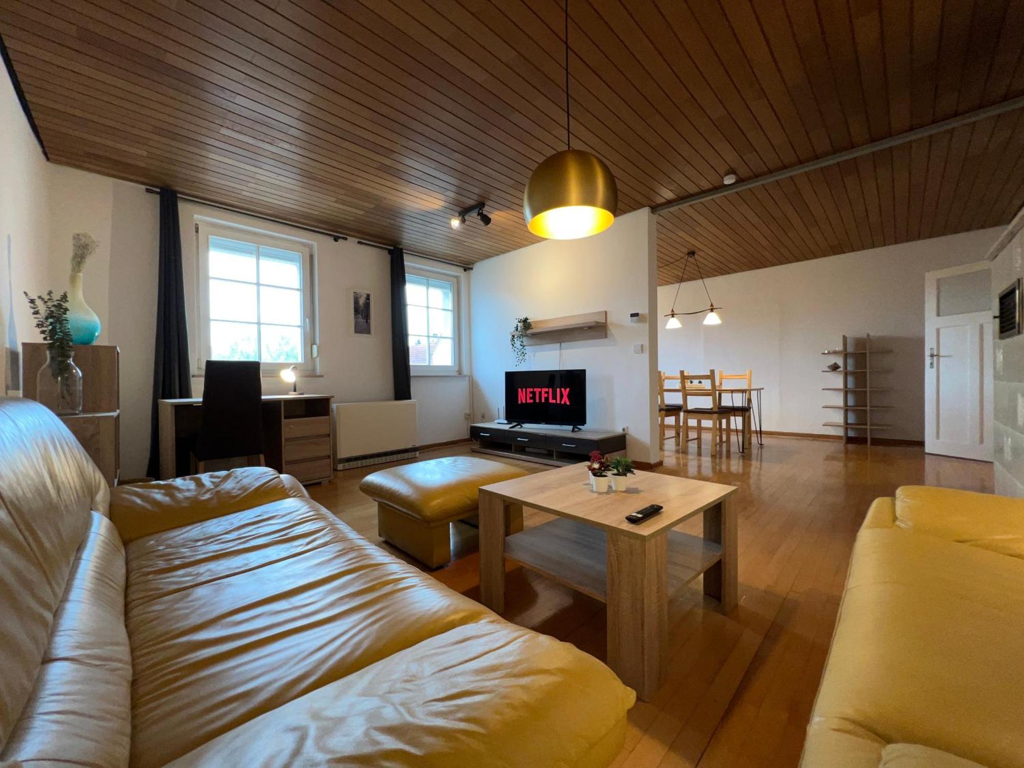 Uebernachten In Grosser Maisonette-Wohnung By Rabe Karlsruhe Bagian luar foto
