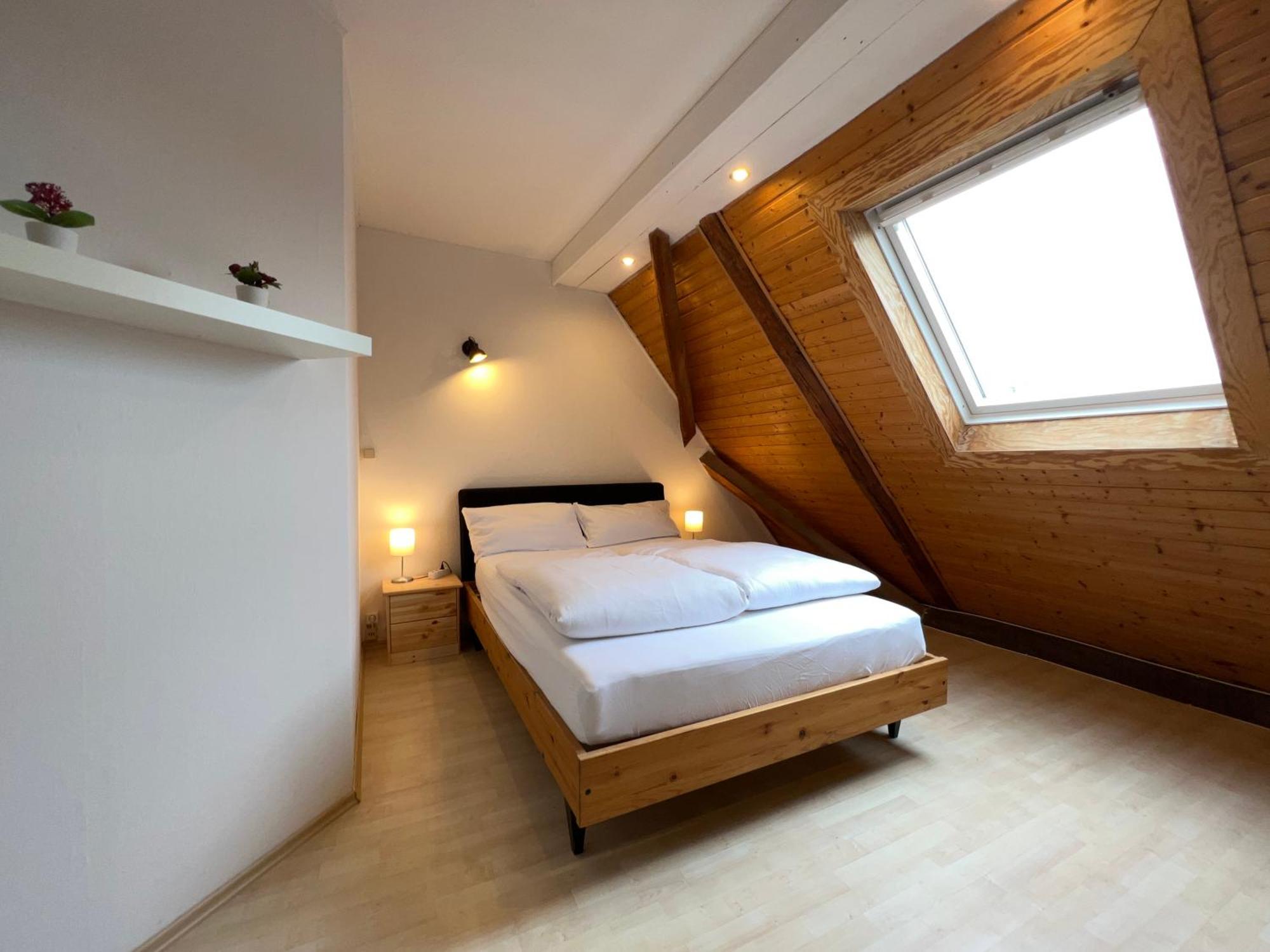 Uebernachten In Grosser Maisonette-Wohnung By Rabe Karlsruhe Bagian luar foto